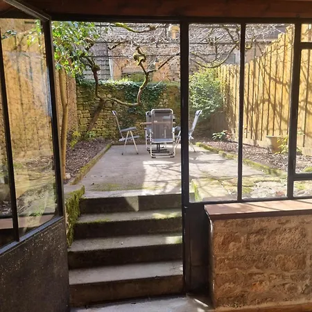 La Perle Medievale * サルラ・ラ・カネダ