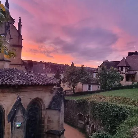 La Perle Medievale 度假居 *